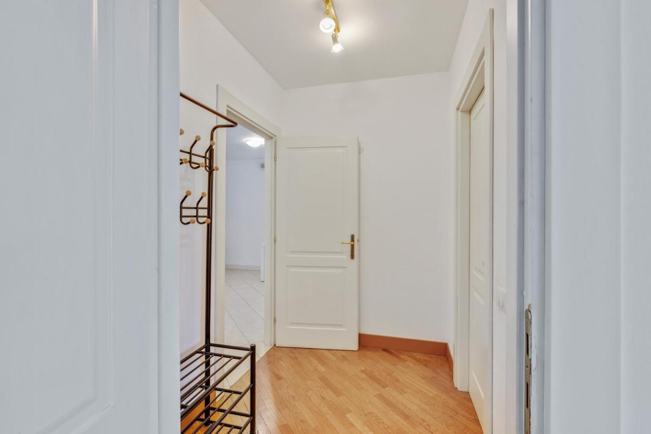 Il Broletto Apartment - Affitti Brevi Italia Lecco Exterior photo